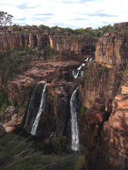 Western view of Twin Falls (Gungkurdal). It is only on an overnight bushwalk that you can get this spectacular view.