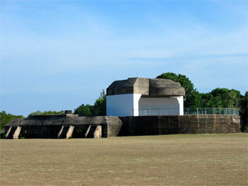 WWII gun turret at Est Point